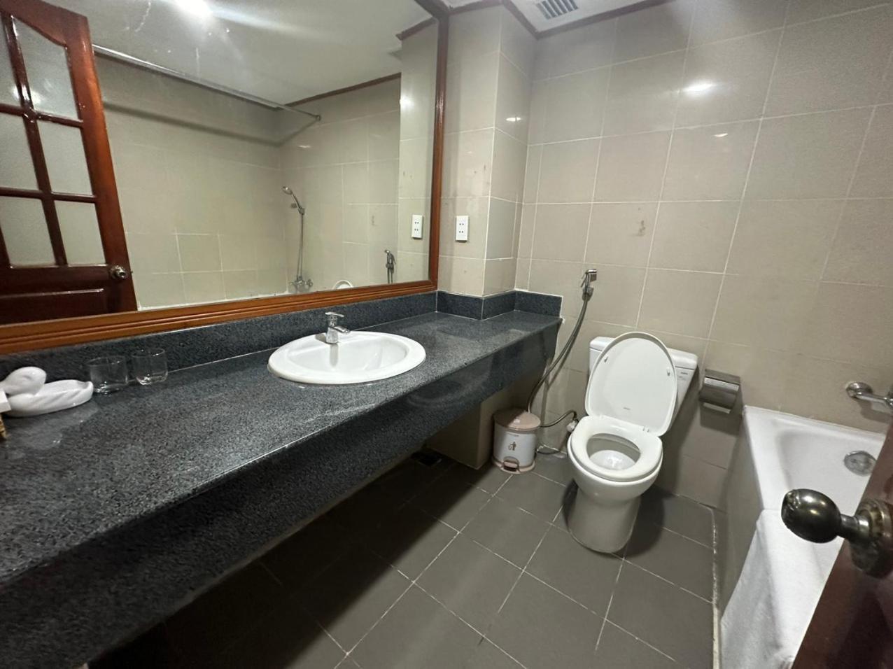 Ngoc Thu Hotel Soc Trang 외부 사진